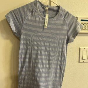 Lululemon Swiftly Run top - Periwinkle - Size 4